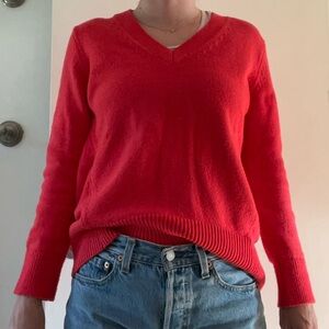 Banana Republic V-Neck Sweater in Red